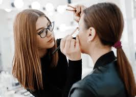 free makeup artist booking app