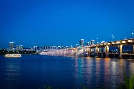 fantastic facts about the banpo bridge