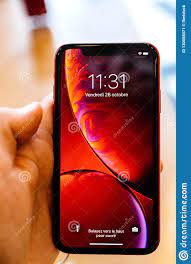 how to lock photos in iphone xr @
