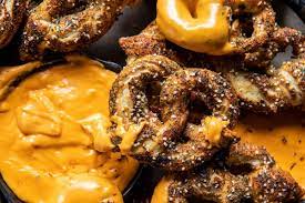 mini ranch pretzels with buffalo cheese