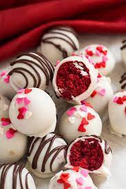 Red Velvet Cake Balls With Cream Cheese Frosting gambar png