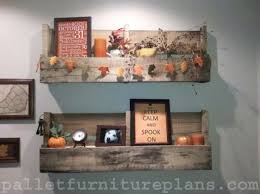 Diy Pallet Shelves To Manage Your