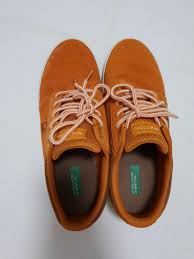 benetton shoes camel colour
