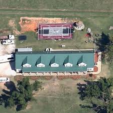 the duggar family s house in springdale