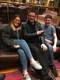 Pete, along with his sister sophie sandiford, have been on gogglebox since 2018, and are fan favourites. How Gogglebox Stars Pete And Sophie Sandiford Are Related To The Chuckle Brothers Ok Magazine