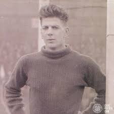 John thomson of celtic in 1930. Celtic Football Club On Twitter Onthisday In 1 9 2 7 The Prince Of Goalkeepers John Thomson Made His Hoops Debut