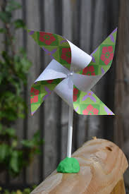 wind experiment make a pinwheel