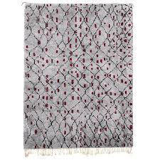 gray moroccan rug with lozenges pattern