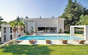 Modern Villa With Pool
