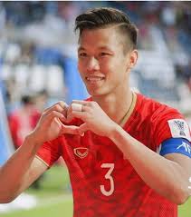 Quế ngọc hải (born 15 may 1993 in vietnam) is a vietnamese footballer who is a defender for viettel and captains of the vietnam national football team. Chan Dung NgÆ°á»i Giá»¯ Vá»‹ Tri Sá»' 1 Trong Tim Quáº¿ Ngá»c Háº£i