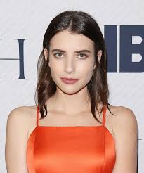 Here, find 18 honey blonde hair color ideas, including honey blonde highlights, balayage using a smudging technique, your colorist will keep your roots dark, matching your natural hair color, while having them seamlessly transition into. Emma Roberts With Dark Brown Hair Emma Roberts Dyed Her Hair Honey Blonde Popsugar Beauty Uk Photo 2