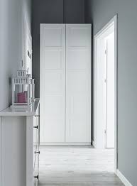 Peppercorn is a warm dark gray paint color that can wait around 4 hours before applying the second layer. Warm And Welcoming Hallway Color Ideas Wow 1 Day Painting