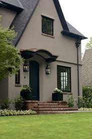 How To Choose The Right Stucco Color