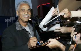 Fireflies but the lyrics are in alphabetical order. Ron Glass Co Star Of Tv S Barney Miller Firefly Dead At 71 Los Angeles Times