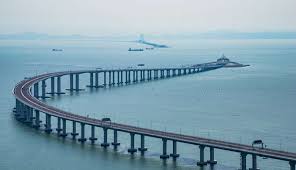 longest sea bridge connects hong kong