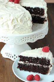 best chocolate cake with whipped