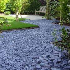 Blue Slate Decorative Chippings 40mm