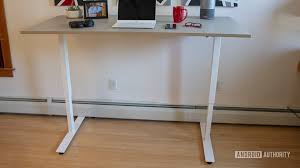 In this video, i'm taking a look at different aspects of the desk such as. Ikea Skarsta Review The Most Basic Of Standing Desks Android Authority