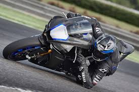 Also check yamaha yzf r1 images, specs, expert reviews, news it's the price of the bike exclusive of duties, taxes, depot charges, and insurance. 2020 Yamaha Yzf R1 And Yzf R1m First Look 13 Fast Facts