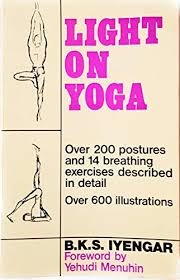 9780041490350 Light On Yoga Mandala Books Abebooks Iyengar Bks 0041490355
