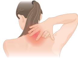 pinched shoulder blade nerve symptoms
