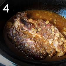 Crockpot cross rib roast with garlic and pepperocini. How To Cook A Chuck Roast In The Slow Cooker Good Cheap Eats