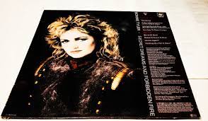 BONNIE TYLER &#x3D; SECRET.. LP HOLDING OUT FOR A HERO 13573039807 -  Sklepy, Opinie, Ceny w Allegro.pl