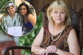 Search all headlines (in all languages). Samantha Markle Says Sister Meghan Only Wants To Get Rich And Be Hollywood Page Six