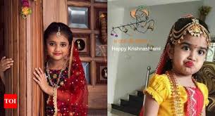 kids dressed as krishna and radha