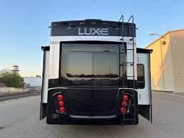 2018 luxe elite 38gls fifth wheel