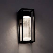 The Structure 16 Inch Outdoor Wall Light From Modern Forms Is An Environmentally Responsibl Exterior Wall Light Modern Outdoor Lighting Led Outdoor Wall Lights