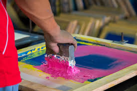 how to screen print t shirts at home