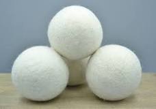 do-wool-dryer-balls-help-remove-pet-hair-from-clothes