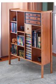 mid century modern bookcase por