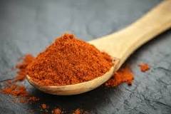 What kind of peppers are used to make paprika?