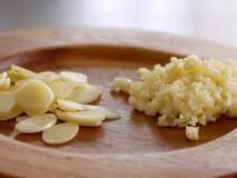 What is the best way to slice garlic?