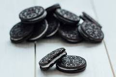 can-dogs-eat-oreo-cookies