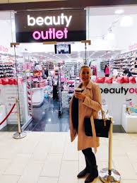 beauty outlet at resorts world