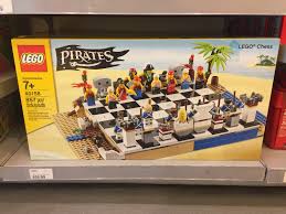 lego pirates chess set 40158 released