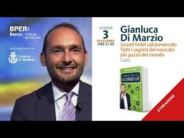 News, retroscena e dettagli sulle notizie di calciomercato. Gianluca Di Marzio Presenta Il Suo Nuovo Libro Grand Hotel Calciomercato Youtube