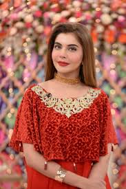 nida yasir recently uploaded a picture