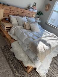 Pallet Bed The Oversized Queen Includes