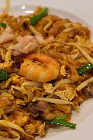 The noodle mustn't bee too. Char Kway Teow Picture Of Little Penang Cafe Kuala Lumpur Tripadvisor