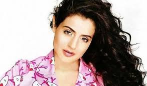 amisha patel shares her photo in