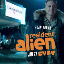 Syfy has handed a series order to drama resident alien starring alan tudyk, based on the dark horse comics series. Resident Alien Syfy Series Starring Alan Tudyk Gets Bizarrely Hilarious New Trailer That Hashtag Show