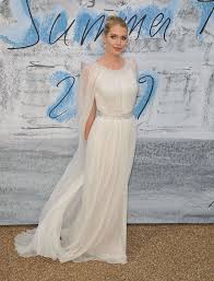 Kitty spencer is princess diana's niece.prince harry and william missed this event.her wedding dress was inspired from grace kelly and kate middleton. Lady Kitty Konvertiert Zum Judentum