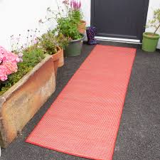 red mottled indoor outdoor rug