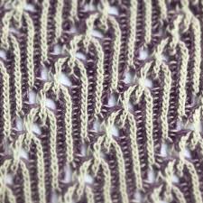I denne bog får du 75 helt nye mønstre, men også 12 rigtigt flotte opskrifter til tørklæder. Nancy Marchant On Instagram Interesting Decrease Sequence Knitting Brioche Lace Knittersofig Knitterso Brioche Knitting Brioche Knitting Patterns Brioche