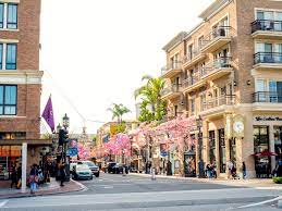 One of the best places in los angeles for singles to live in is west hollywood. Best Neighborhoods In Los Angeles