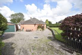 2 bed detached bungalow in